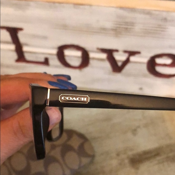 COACH Prescription eyeglasses - Picture 2 of 5